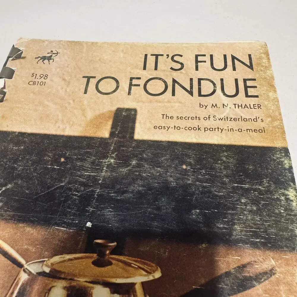 It's Fun To Fondue‎ Cookbook Vintage Spiral Bound Easy Cook Party 1968 MCM